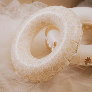 Круг надувной Mrs. Ertha "Bouquet Silhouette", цветочный эскиз, 45 см